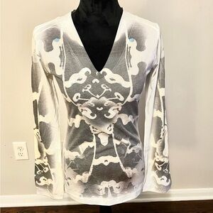 Stylish Gray and White Long Sleeve Top